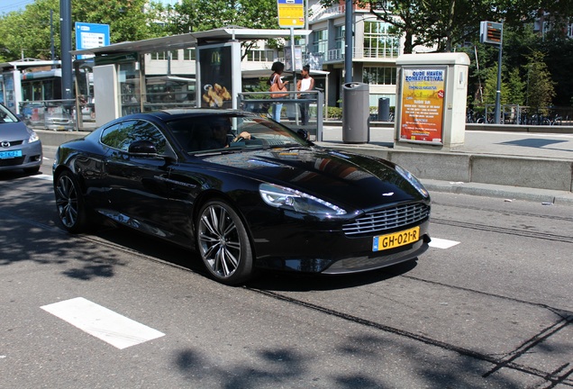 Aston Martin Virage 2011