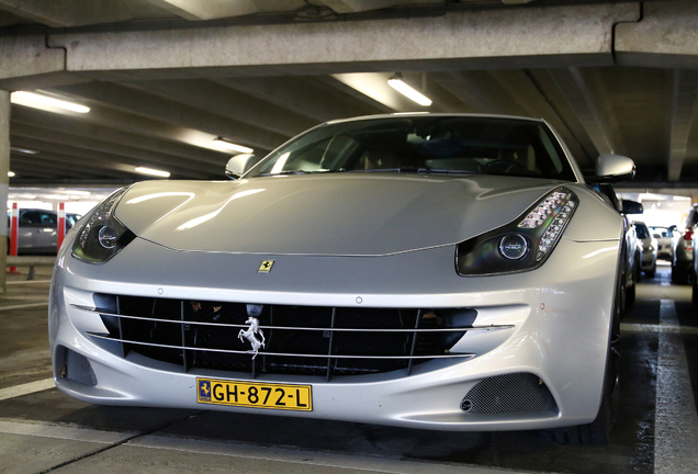 Ferrari FF