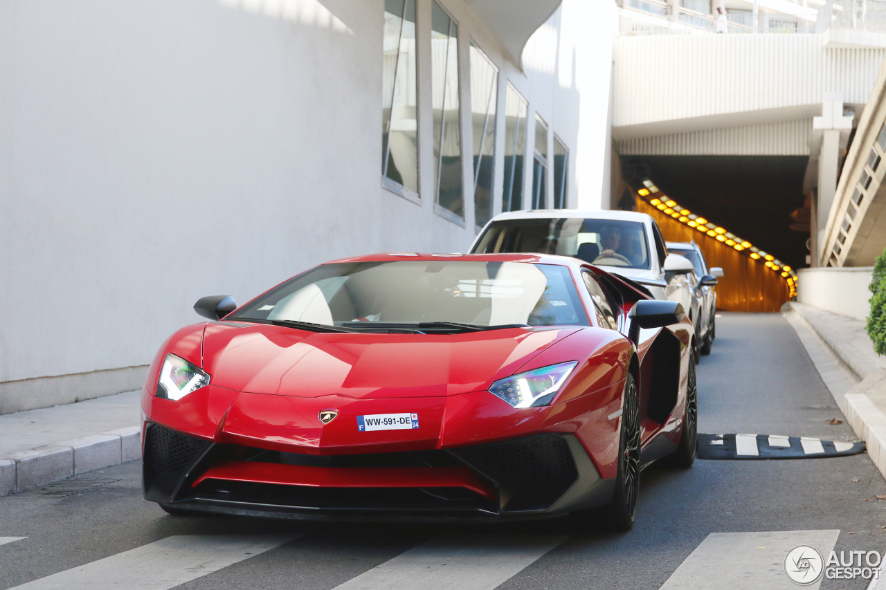 Lamborghini Aventador LP750-4 SuperVeloce