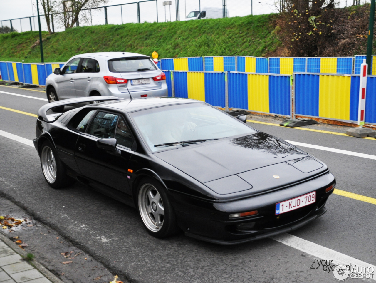 Lotus Esprit S4S