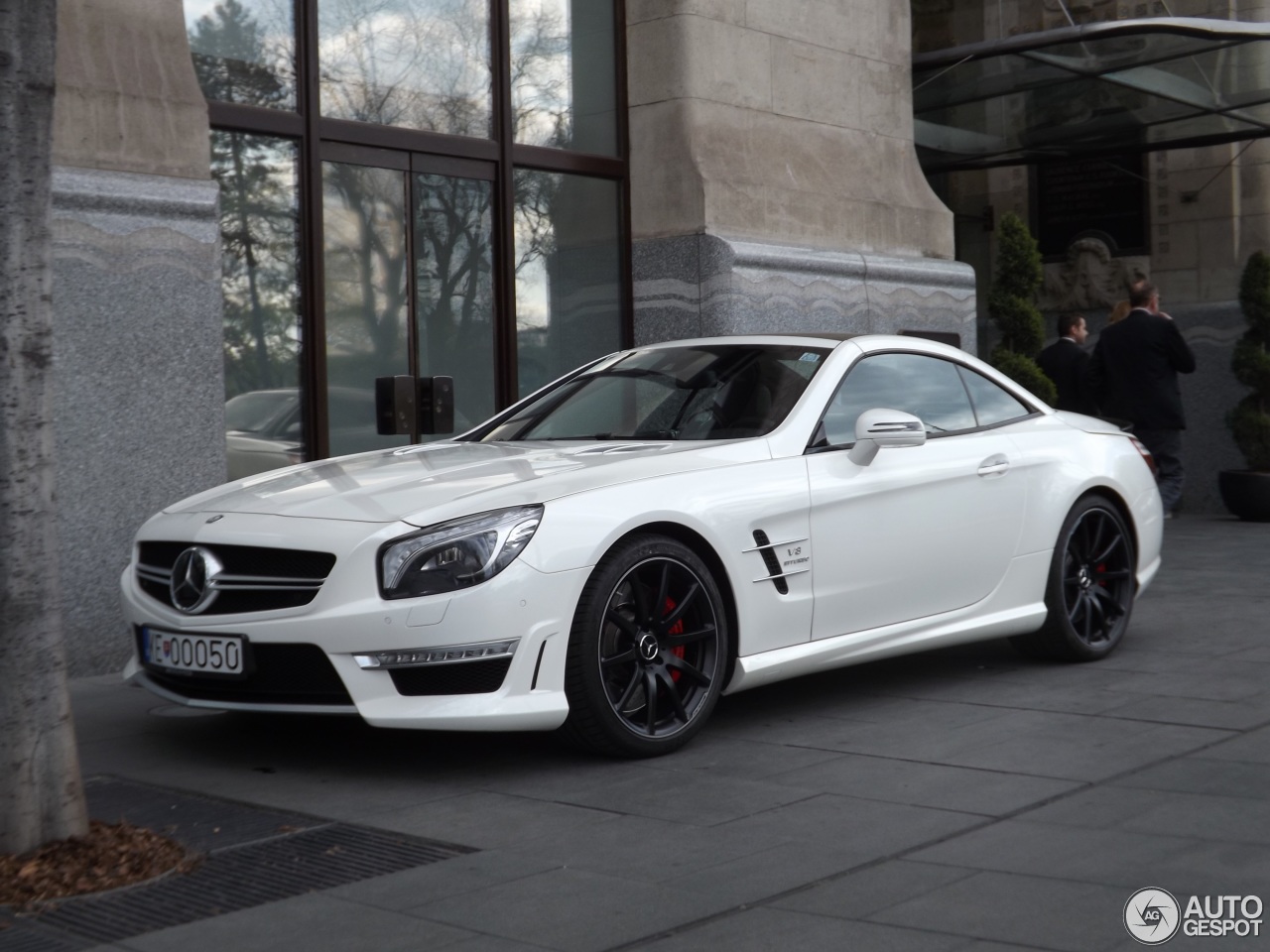 Mercedes-Benz SL 63 AMG R231