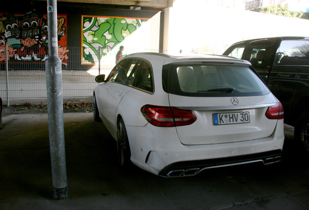 Mercedes-AMG C 63 Estate S205