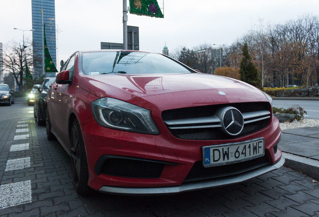 Mercedes-Benz A 45 AMG