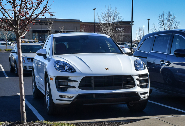 Porsche 95B Macan Turbo