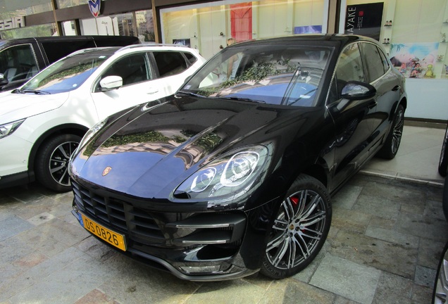 Porsche 95B Macan Turbo