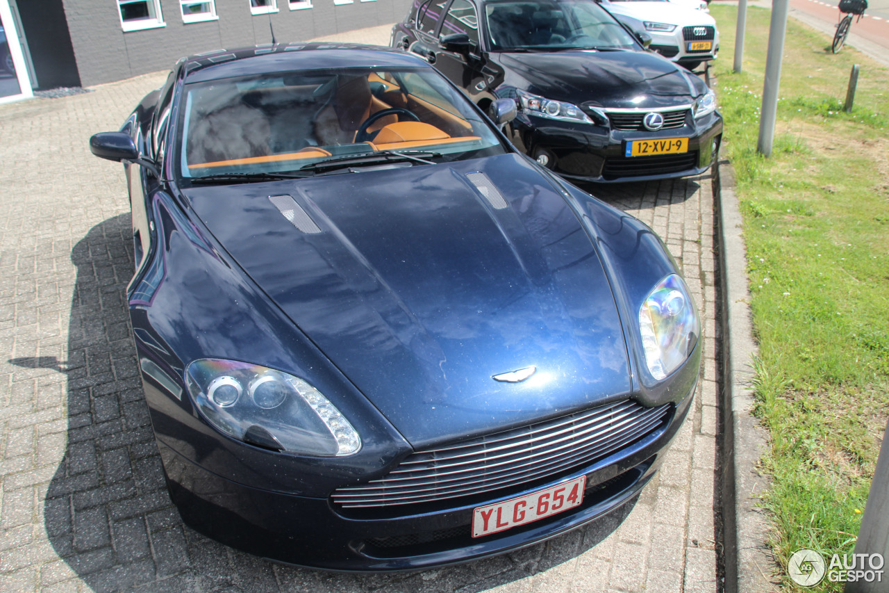 Aston Martin V8 Vantage