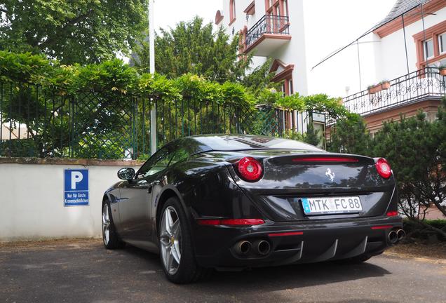 Ferrari California T