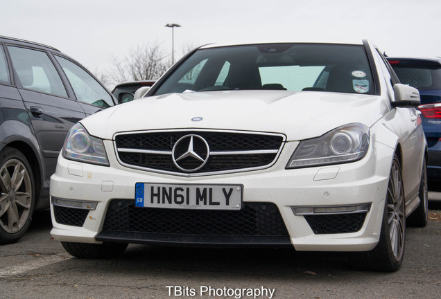 Mercedes-Benz C 63 AMG Edition 125