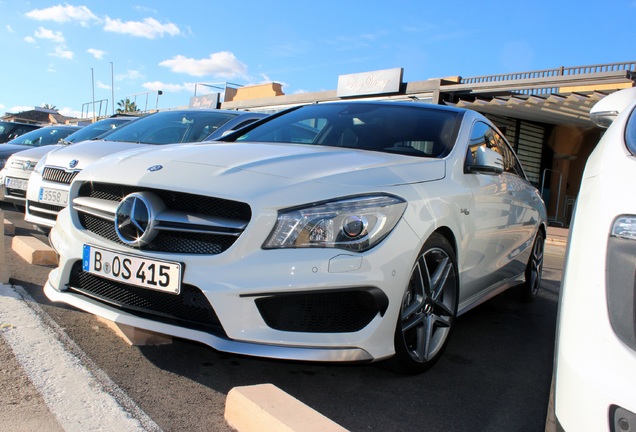 Mercedes-Benz CLA 45 AMG C117