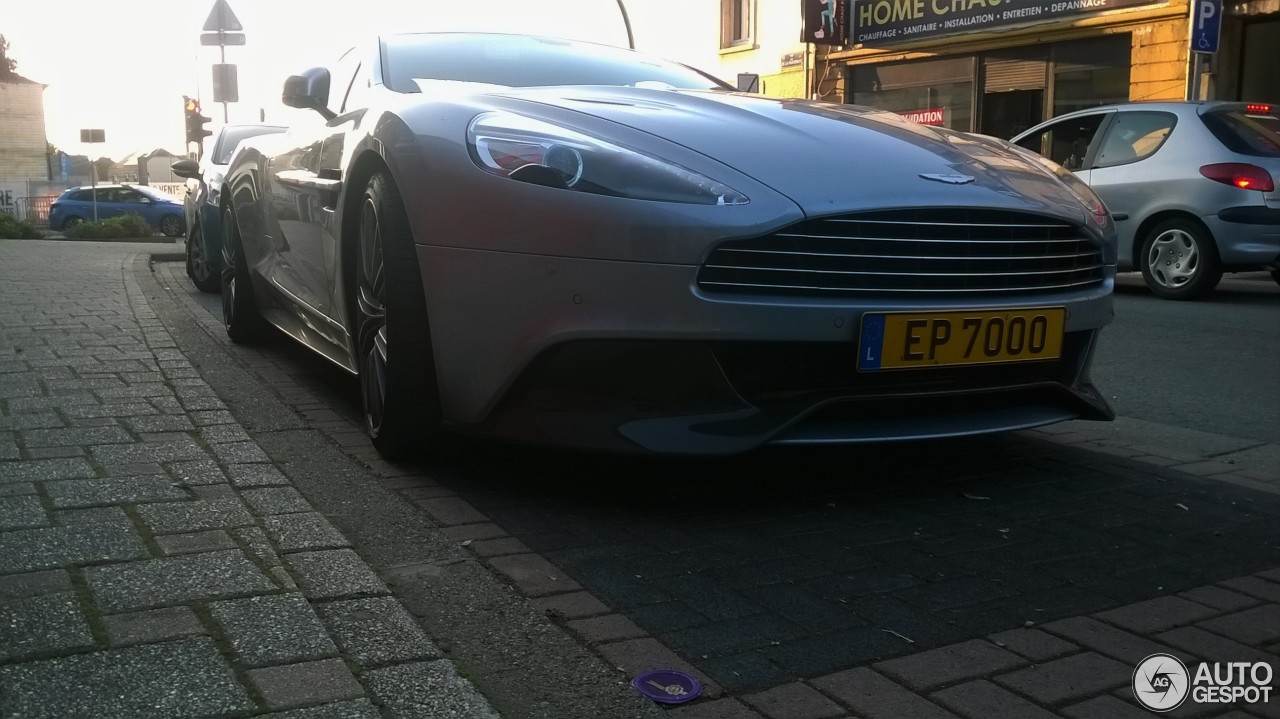 Aston Martin Vanquish 2013