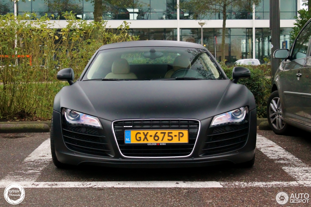 Audi R8