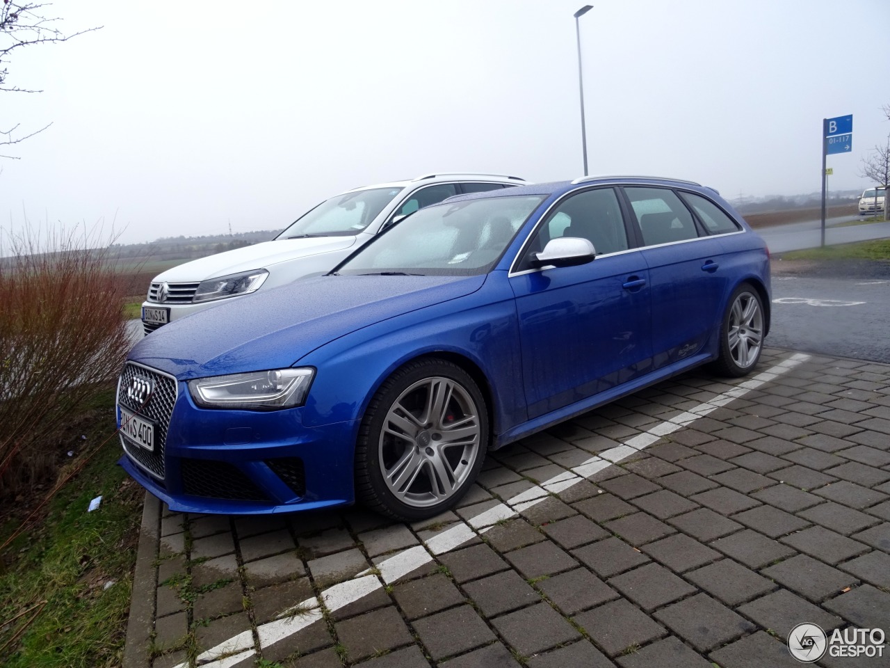 Audi RS4 Avant B8