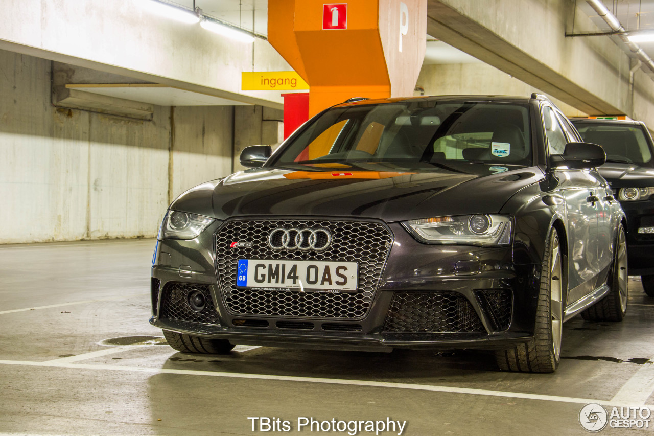 Audi RS4 Avant B8