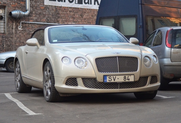 Bentley Continental GTC 2012