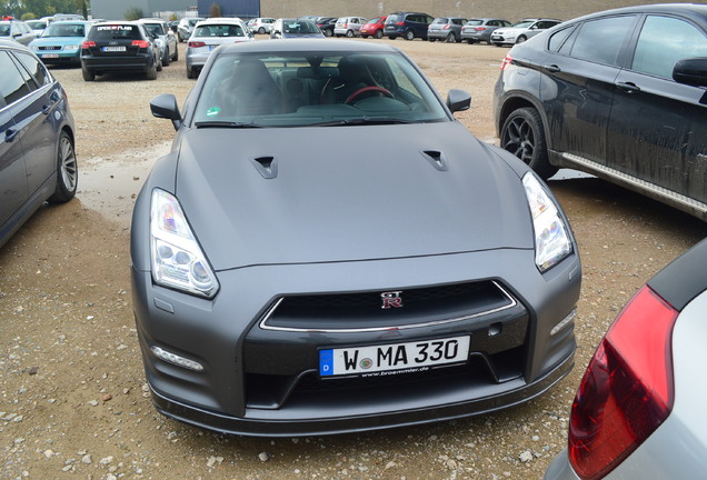 Nissan GT-R 2015