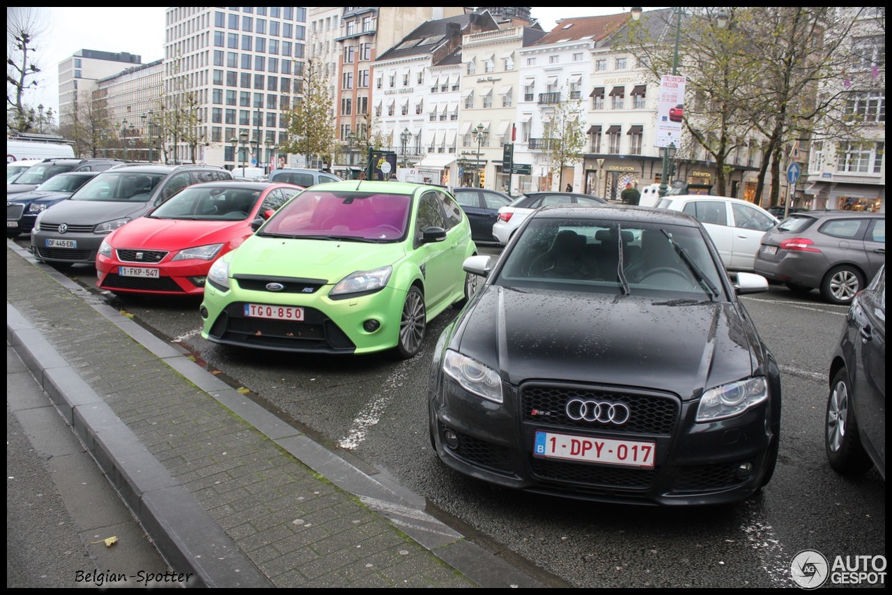 Audi RS4 Sedan