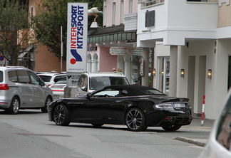 Aston Martin DBS Volante