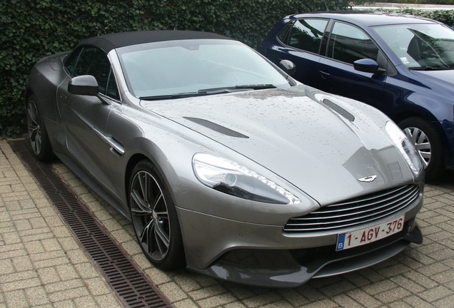 Aston Martin Vanquish Volante