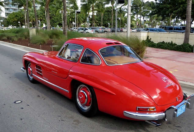 Mercedes-Benz 300SL Gullwing