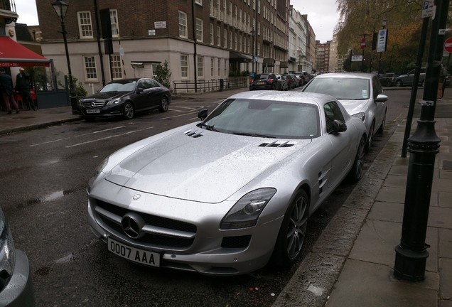 Mercedes-Benz SLS AMG