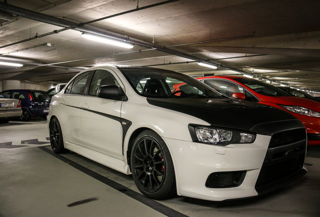 Mitsubishi Lancer Evolution X
