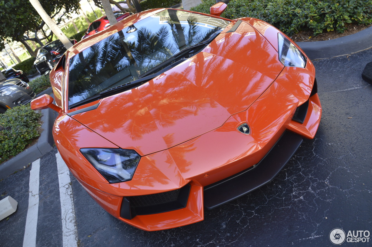 Lamborghini Aventador LP700-4