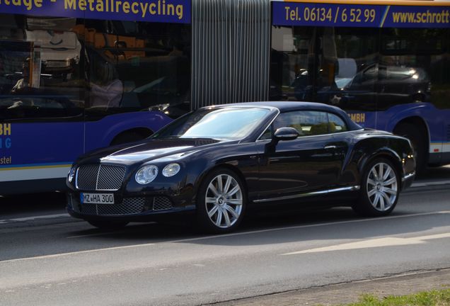 Bentley Continental GTC 2012