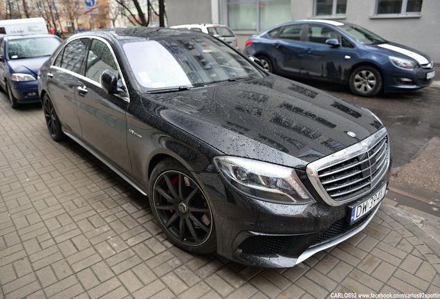 Mercedes-Benz S 63 AMG V222