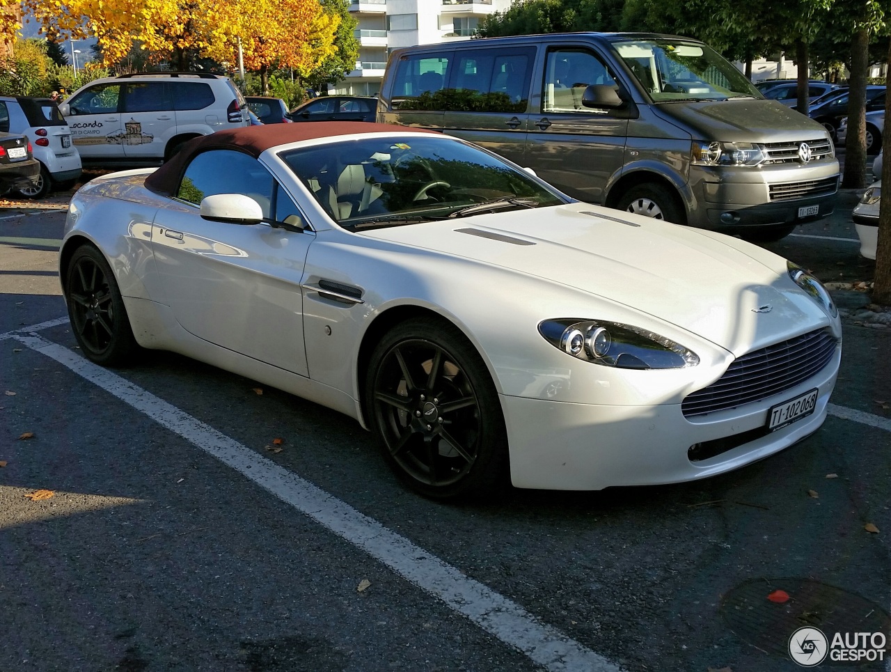 Aston Martin V8 Vantage Roadster