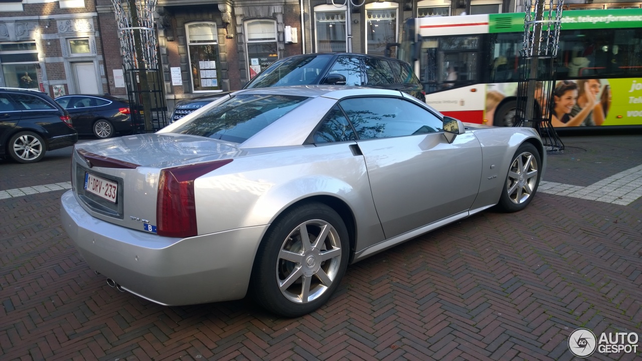 Cadillac XLR