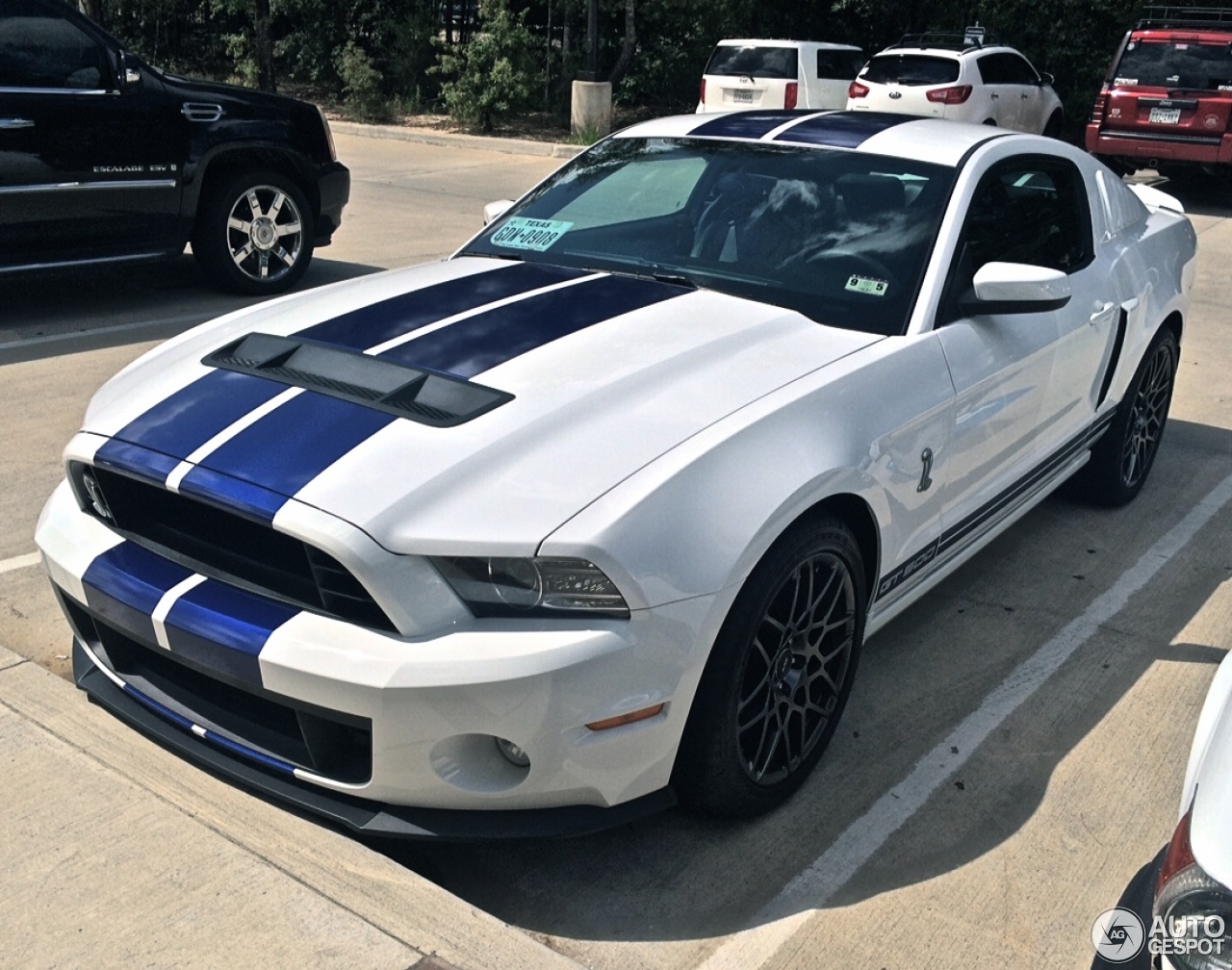 Ford Mustang Shelby GT500 2013