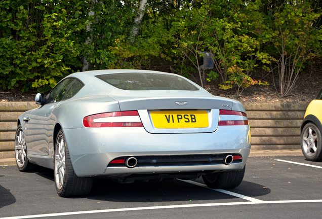 Aston Martin DB9