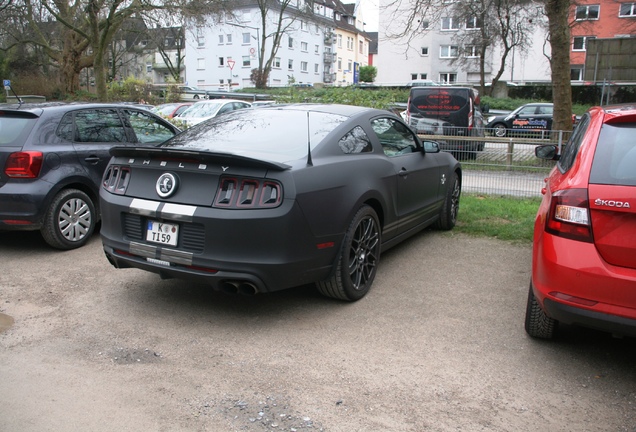 Ford Mustang Shelby GT500 2013