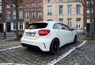 Mercedes-Benz A 45 AMG