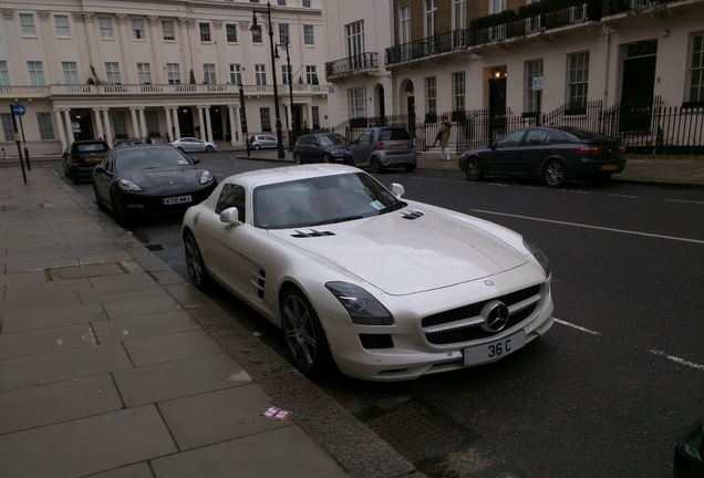 Mercedes-Benz SLS AMG