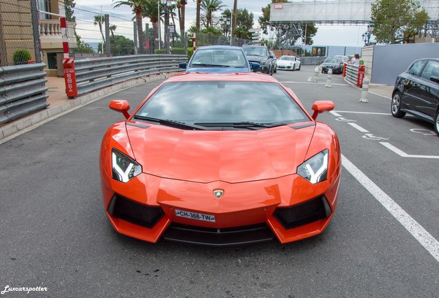 Lamborghini Aventador LP700-4