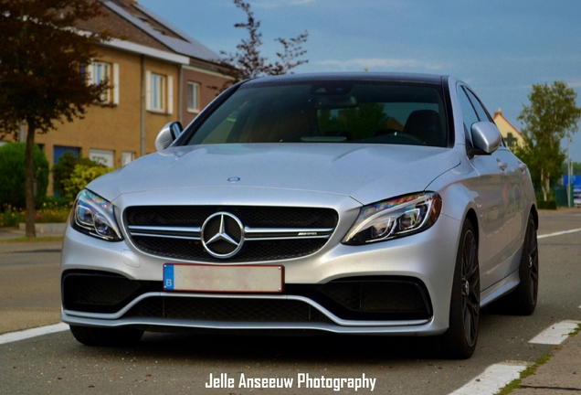 Mercedes-AMG C 63 S W205