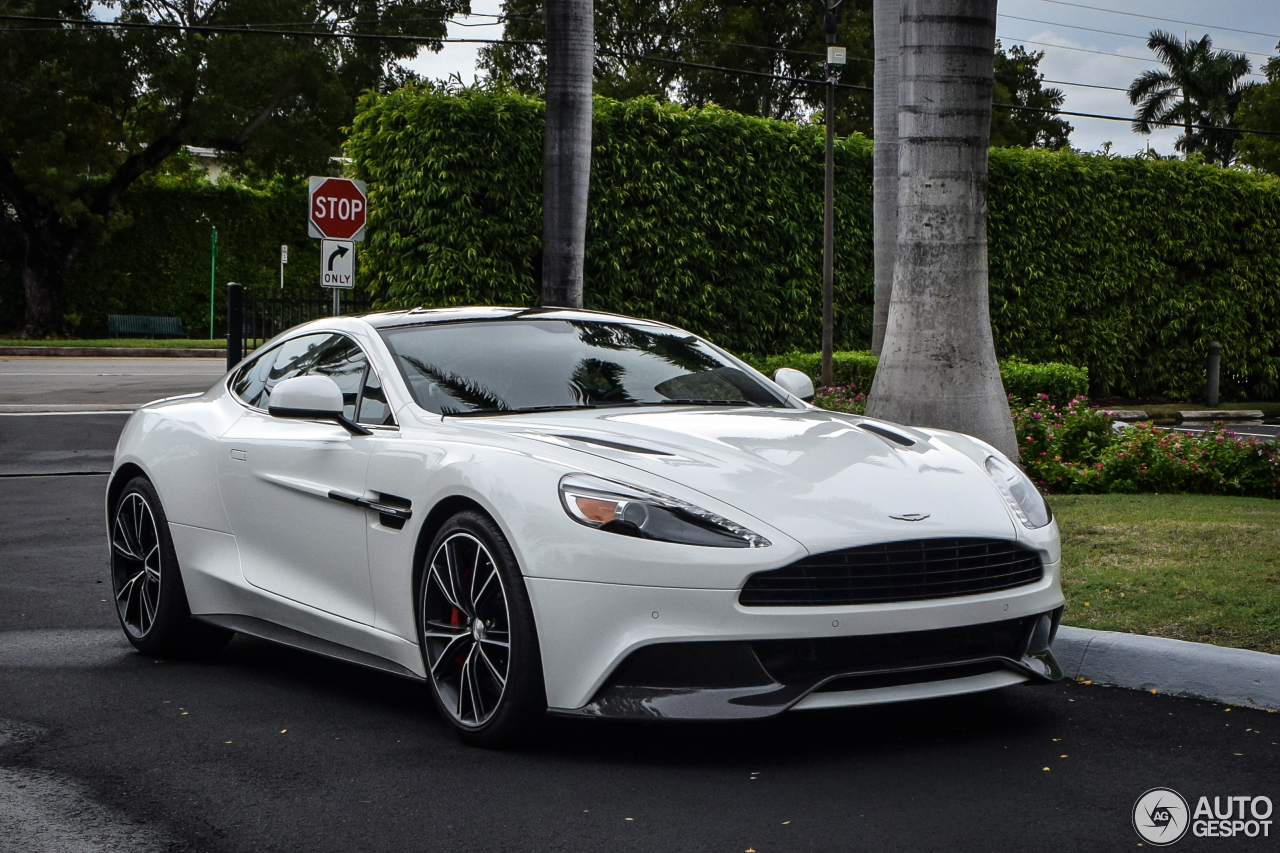 Aston Martin Vanquish 2013