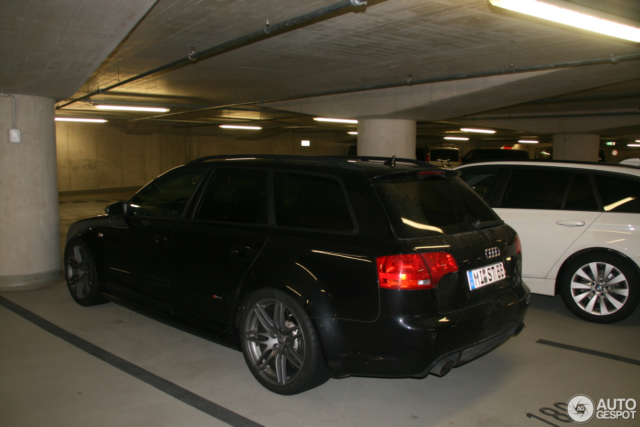 Audi RS4 Avant B7