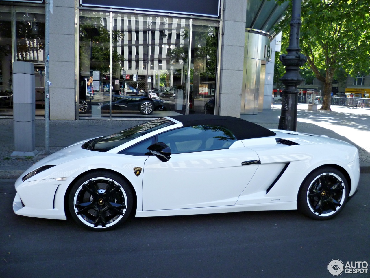 Lamborghini Gallardo LP560-4 Spyder