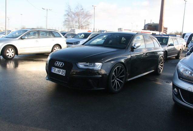 Audi RS4 Avant B8