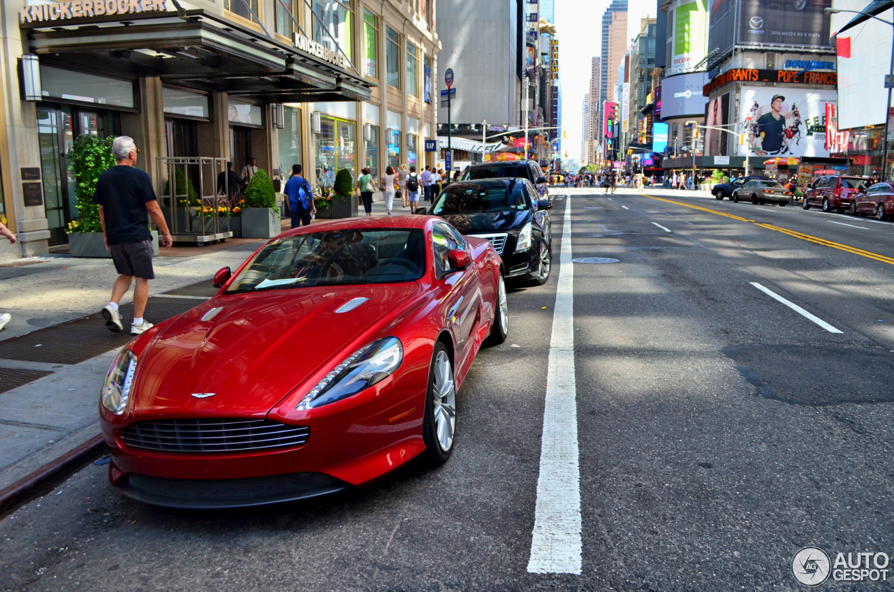 Aston Martin DB9 2013