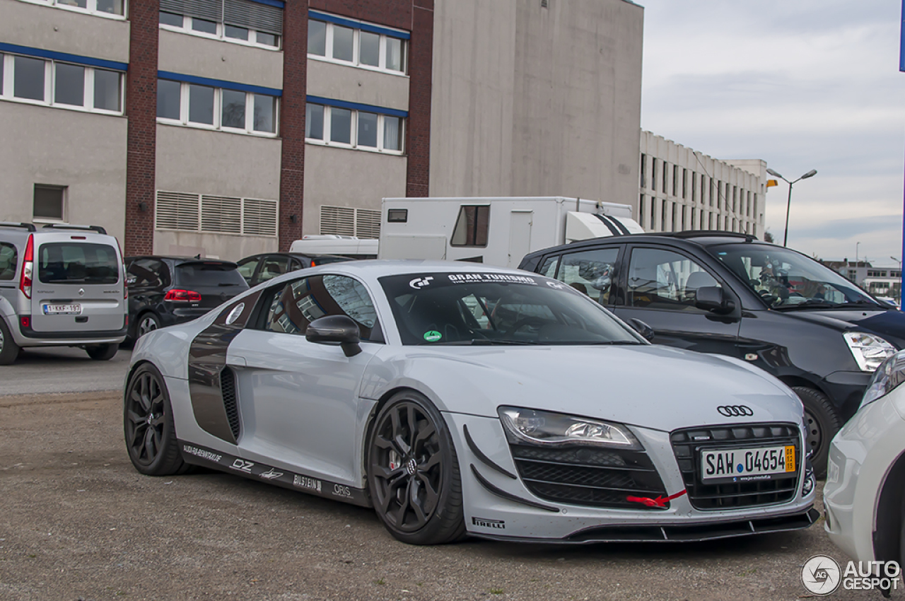 Audi R8 V10