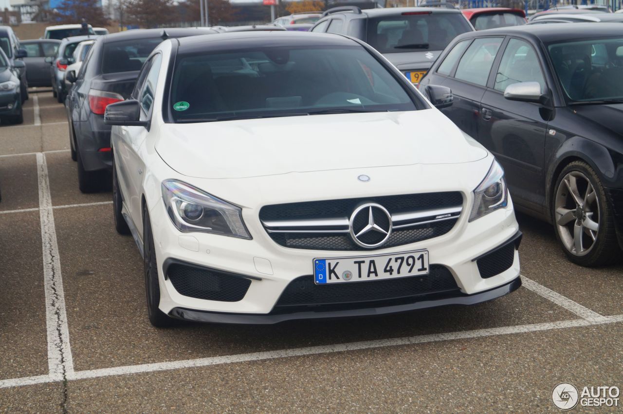 Mercedes-Benz CLA 45 AMG Shooting Brake