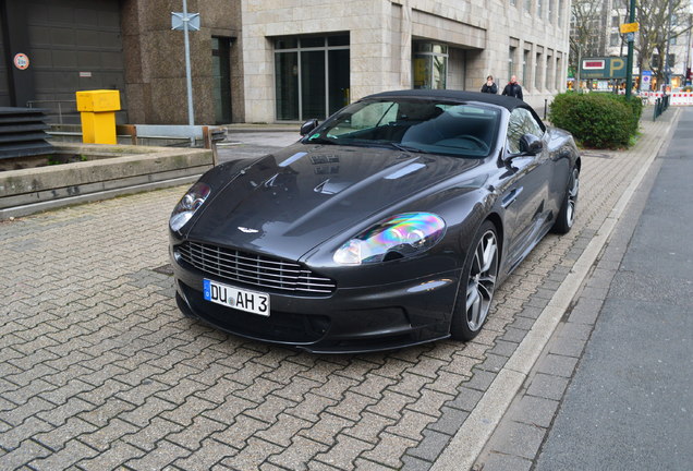 Aston Martin DBS Volante