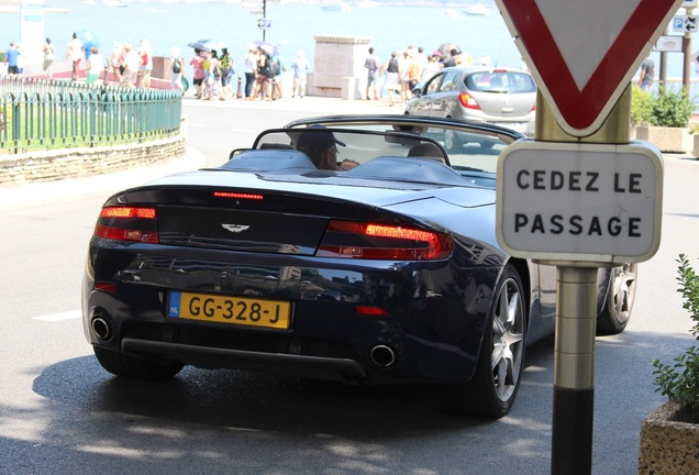 Aston Martin V8 Vantage Roadster