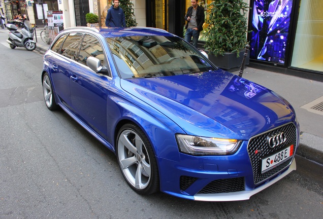 Audi RS4 Avant B8