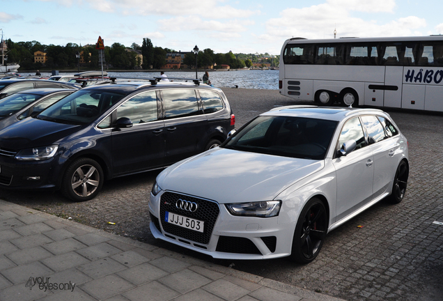 Audi RS4 Avant B8