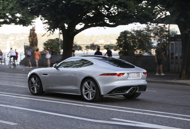 Jaguar F-TYPE S Coupé