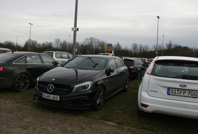 Mercedes-Benz A 45 AMG